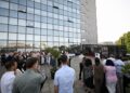 Kurti mbledh zyrtarët në “Ballkonin e Hapur”: Duhet të punojmë bashkë, pa dallime