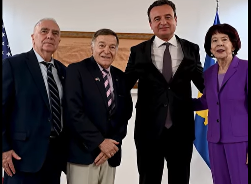 Kurti: Joe dhe Shirley DioGuardi marrin shtetësinë e Kosovës