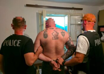 Arrestohet një person në Zveçan nën dyshimin për sulmet ndaj KFOR-it dhe Policisë në vitin 2023