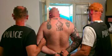 Arrestohet një person në Zveçan nën dyshimin për sulmet ndaj KFOR-it dhe Policisë në vitin 2023