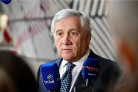 Italia pezullon përkohësisht Schengenin me Spanjën, forcohen kontrollet kufitare
