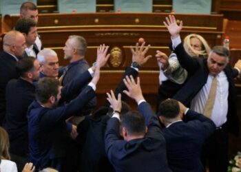 Aksioni me vezë në Kuvend, Ramadani: Reaguam bashkë për të shmangur përplasjen fizike.