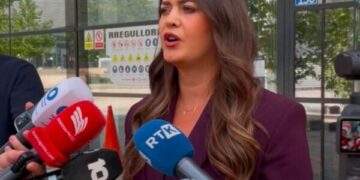 Avokatja e Konjufcës pas aktgjykimit: “I drejtë, Prokuroria nuk kishte bazë të qëndrueshme provuese”