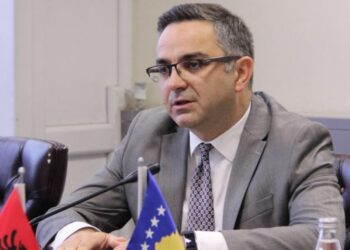 Besnik Tahiri: LVV i ka votat për kryetarin e Kuvendit, nuk kërkojmë hise në Qeveri.