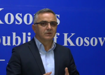 “Kjo s’guxon të ndodhë më”, Tahiri: Askush të mos ia mësyjë Kuvendit për të ofenduar figura kombëtare.