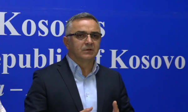 “Kjo s’guxon të ndodhë më”, Tahiri: Askush të mos ia mësyjë Kuvendit për të ofenduar figura kombëtare.