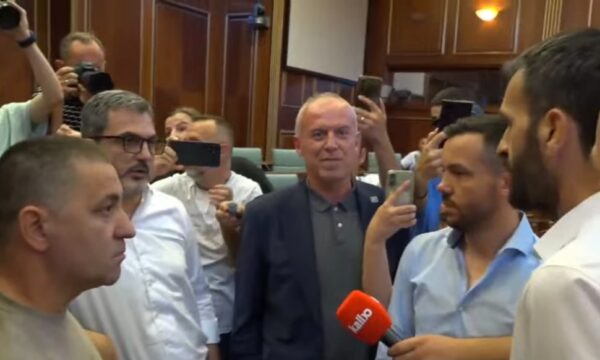 “Rrenc je, shefin e ki rrenc”, Rrahmani përplaset me Golën – Gola: “Ik atje”