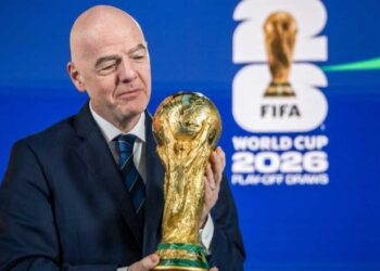 FIFA tërhiqet nga plani për “shitjen” e të drejtave të Kupës së Botës, pas kundërshtimeve të forta