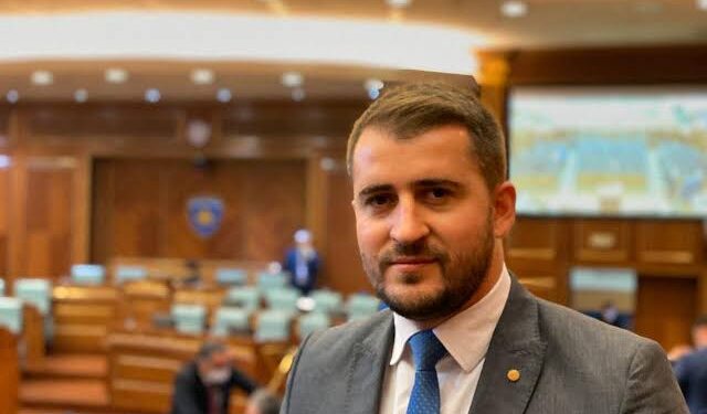 Lushtaku: Kurti nuk po e merr me seriozitet përgjegjësinë për formimin e institucioneve