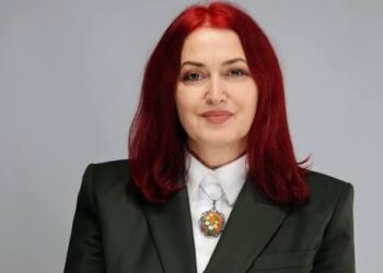 Hoxha pas refuzimit të ftesës së Kurtit: PDK mbetet në opozitë, munguan diskutimet serioze.