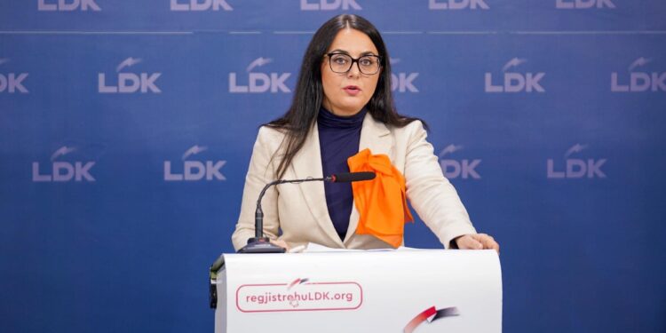 “Nuk duam përçarje dhe konflikt”, Lushaku tregon qëndrimin e LDK-së për situatën në Kuvend.
