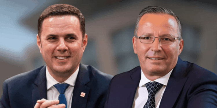 LDK “kaloi” në opozitë, por nuk iu bashkua PDK-së e AAK-së në sallën e Kuvendit.