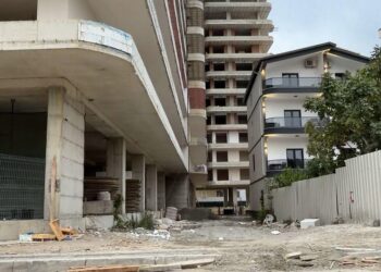 Vdekja e punëtorit në Veternik: Një person ndalohet për 48 orë, intervistohen dëshmitarët