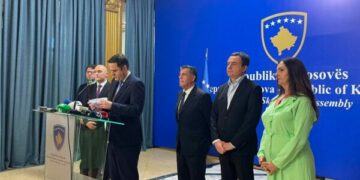 Kurti e Abdixhiku në konferencë për “Presidentin”: Dakordohen për emrin e Bekim Sejdiut.