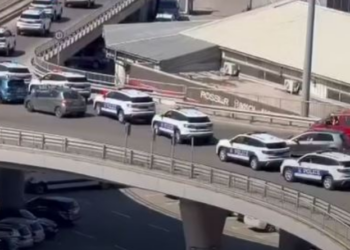 Arrijnë në Prishtinë veturat e reja të Policisë së Kosovës.