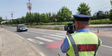 Bilanc i rëndë në trafik: Mbi 2,400 gjoba dhe dhjetëra aksidente brenda 24 orëve.