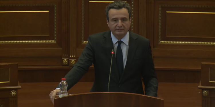 Kurti prezanton kabinetin e ri: Premton rritje pagash, dyfishim të shtesave për fëmijët dhe Bankë Zhvillimore