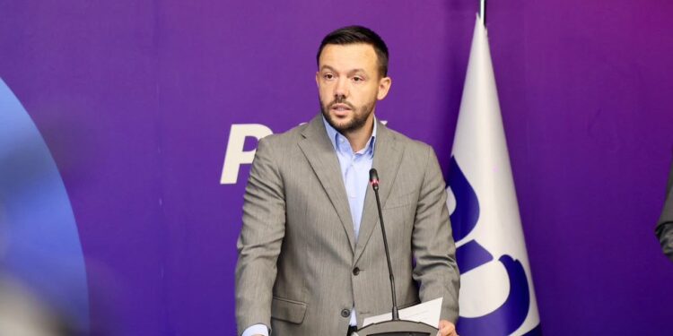 PDK kërkon që Qeveria ta sjellë urgjentisht në Kuvend projektligjin për Dhomat e Specializuara