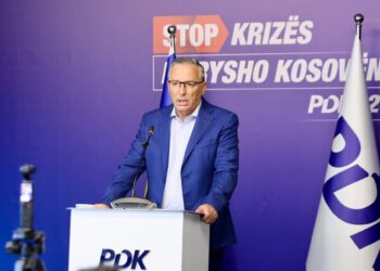 Hamza: “Ditë e zezë për Kosovën, vendimi ndaj Thaçit, Veselit, Krasniqit dhe Selimit është kundër popullit të Kosovës”