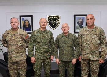 Jashari pret komandantët e forcave speciale të Shqipërisë dhe Kroacisë