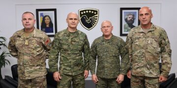 Jashari pret komandantët e forcave speciale të Shqipërisë dhe Kroacisë