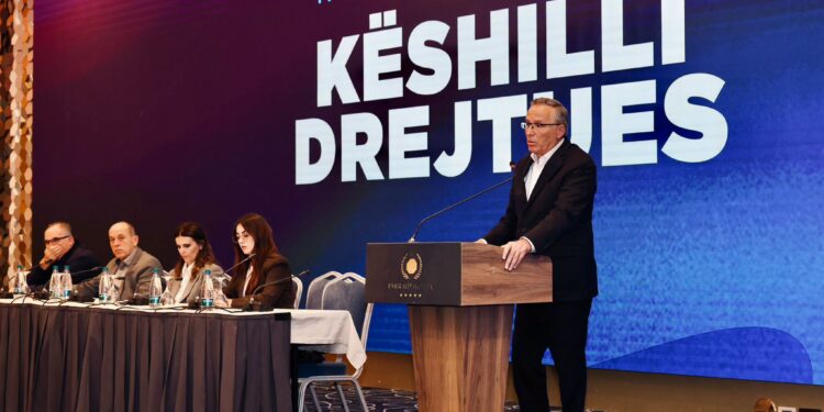 Hamza: Mbrojtja e ish-krerëve të UÇK-së të jetë prioritet shtetëror