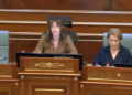Haxhiu e shpall të konstituuar Kuvendin pa nënkryetarin e PDK-së
