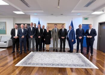 Kurti takon përfaqësuesit e shqiptarëve të Luginës: “Bashkëpunimi është i domosdoshëm”