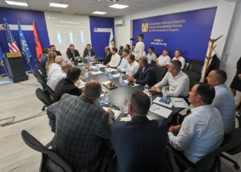 Kurti: Rreth 5,700 biznese më shumë dhe mbi 17 mijë punëtorë të deklaruar më shumë se vitin e kaluar