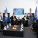 Kurti viziton Doganën e Kosovës: Të hyrat arrijnë në 1.347 miliardë euro