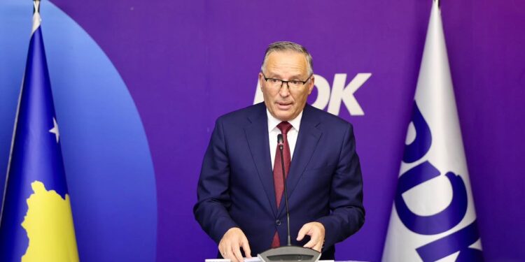 Bedri Hamza jep dorëheqje të parevokueshme nga posti i kryetarit të PDK-së