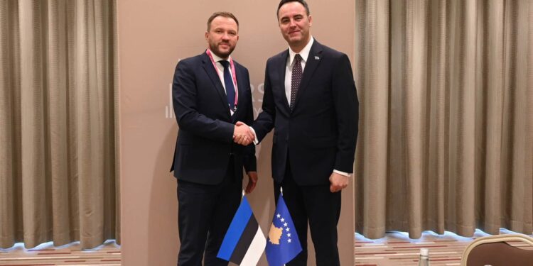 Konjufca takon ministrin e Jashtëm të Estonisë, në fokus integrimi evropian i Kosovës dhe siguria rajonale