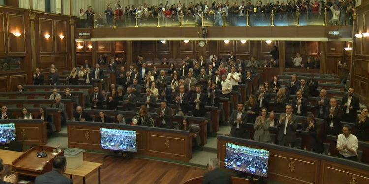 Kuvendi nis seancën e jashtëzakonshme, miratohet në lexim të dytë Ligji për Dhomat e Specializuara