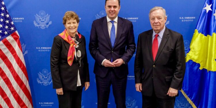 Abdixhiku takon senatorët amerikanë në Prishtinë, kërkon rikthimin e Dialogut Strategjik me SHBA-në