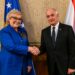 Presidentja Shiroka Pula takohet me homologun hungarez, kërkon mbështetjen për integrimin e Kosovës në BE