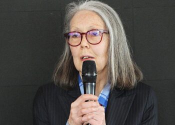 Anne Carson fiton Nobelin në Letërsi për vitin 2026